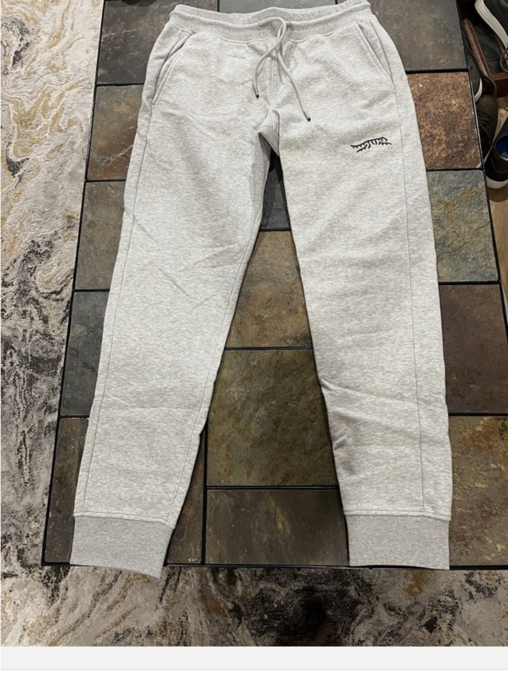 Sun Day Red Icon Gray Drawstring Joggers